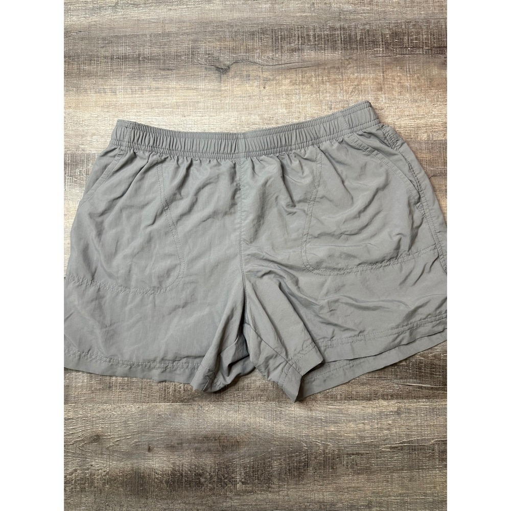 Columbia Sandy River Gray Nylon Hiking Shorts Womens Medium 5 Inch Inseam AL4573
